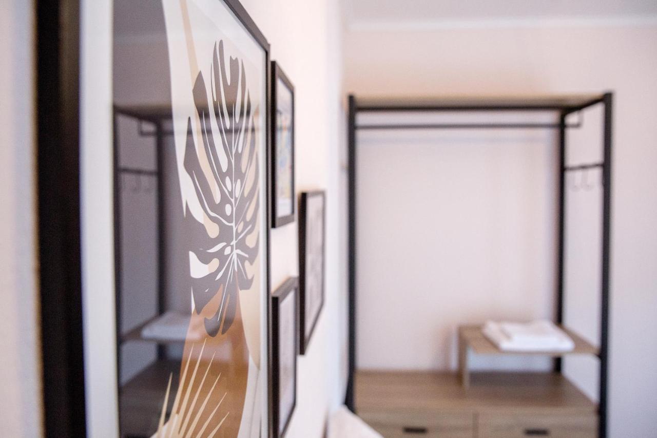 Konstantina & Evgenia Deluxe Apartment Неа-Перамос Экстерьер фото