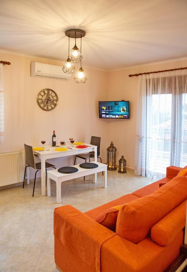 Konstantina & Evgenia Deluxe Apartment Неа-Перамос Экстерьер фото