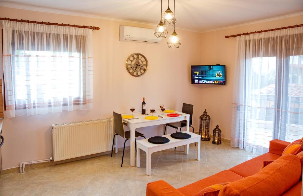 Konstantina & Evgenia Deluxe Apartment Неа-Перамос Экстерьер фото
