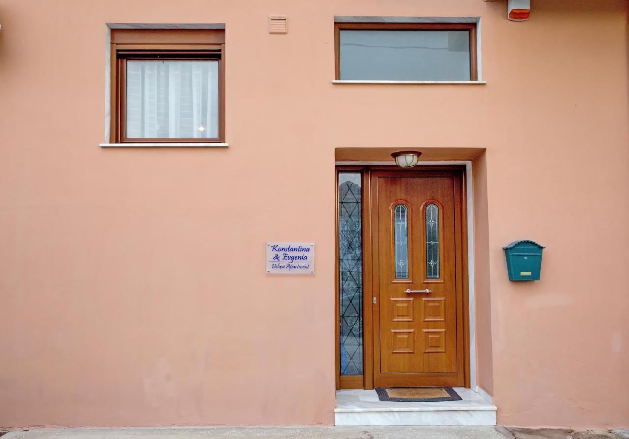 Konstantina & Evgenia Deluxe Apartment Неа-Перамос Экстерьер фото